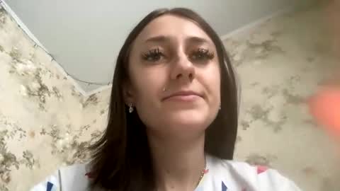 Snapshot of viktoria9898 chatting on 01.15.26 Sweett online show from 01.15.26