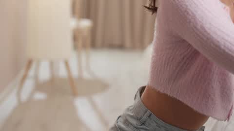 Snapshot of villanelle_l chatting on 01.13.25 Lana online show from 01.13.25