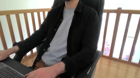 Vince online show from 10.31.25