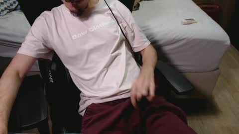 Snapshot of vincebruv chatting on 02.06.25 Vince Bruv online show from 02.06.25