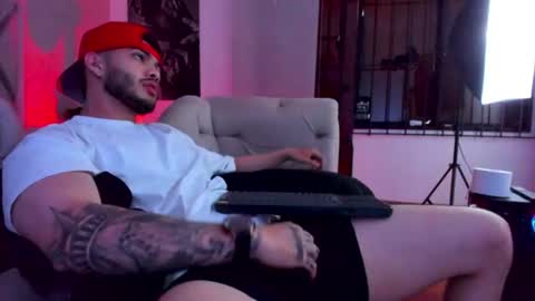 Snapshot of vincentblack_ chatting on 07.16.26 Vincent online show from 07.16.26