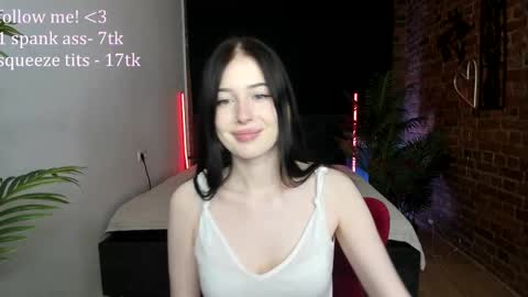 Vinessa online show from 02.06.26