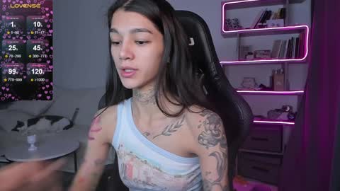 vinkitinkii online show from 12.22.24