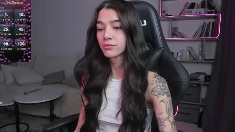 vinkitinkii online show from 02.08.25