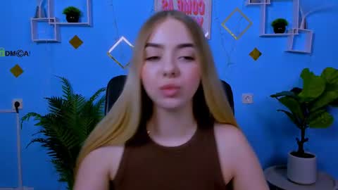 viola_sweet_ online show from 07.05.26