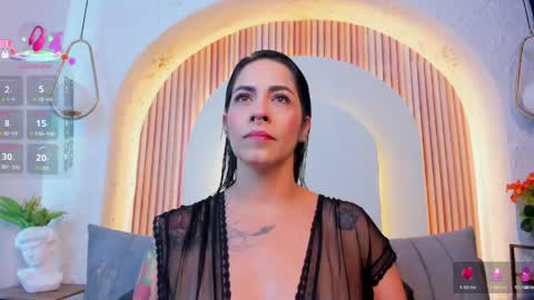 Snapshot of violeet_scottt chatting on 05.07.26 Violette online show from 05.07.26