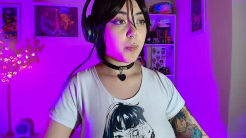 violet online show from 05.25.26