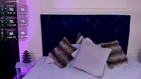 Violet online show from 02.12.26