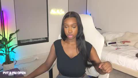 Fantasy Black Girl online show from 01.25.25