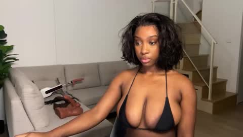Fantasy Black Girl online show from 09.14.25