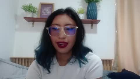 V I O L E T  online show from 05.29.26