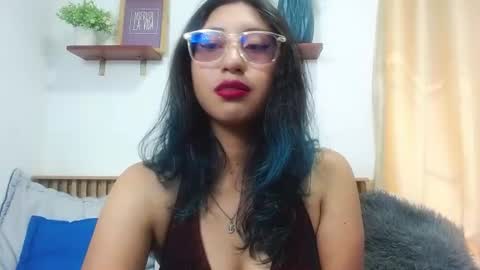 Snapshot of violet_2003 chatting on 07.01.26 V I O L E T online show from 07.01.26