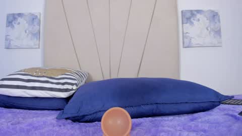 Violet online show from 02.02.25