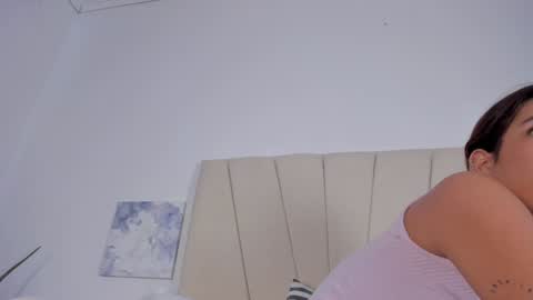 Violet online show from 02.08.25