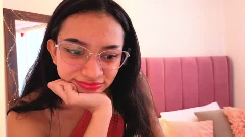 violet__15 online show from 05.19.26