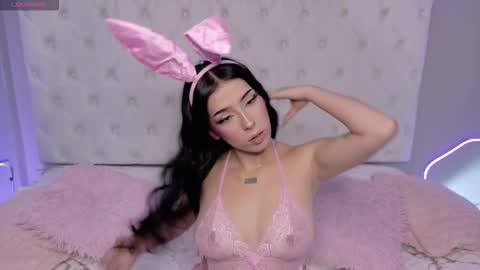 Violet J online show from 01.08.26