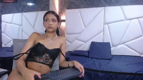 Snapshot of violet_angel13 chatting on 07.06.26 Violet online show from 07.06.26