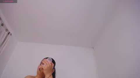 Snapshot of violet_giraldo chatting on 02.08.26 violet_giraldo online show from 02.08.26