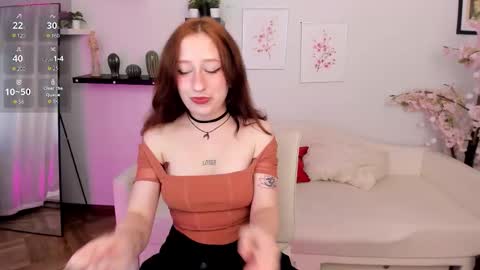 Snapshot of violet_griffen chatting on 09.11.25 VIOLET online show from 09.11.25