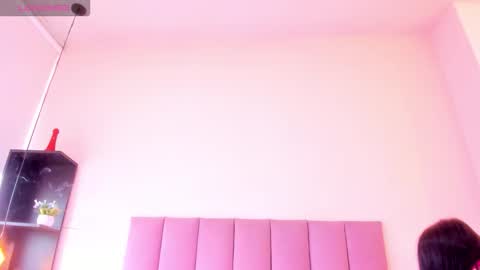 violet online show from 12.22.25