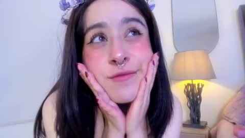 Violet Nova online show from 12.04.25