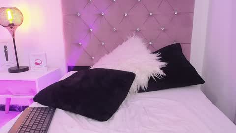 Mary online show from 02.05.25