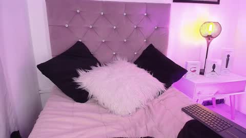 Mary online show from 03.11.25