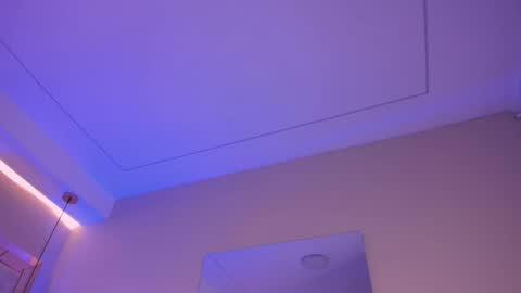 Snapshot of violeta_abel chatting on 10.14.25 Violeta online show from 10.14.25