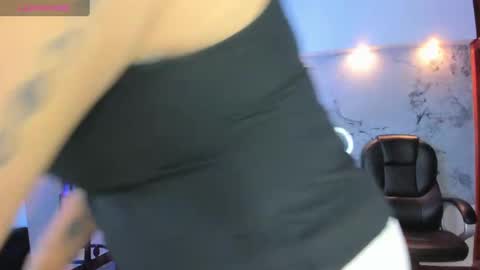 Snapshot of violeta_delavega1 chatting on 09.28.25 Violet online show from 09.28.25