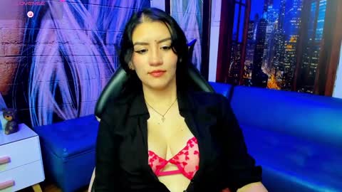 Snapshot of violeta_diazz chatting on 12.28.24 online show from 12.28.24