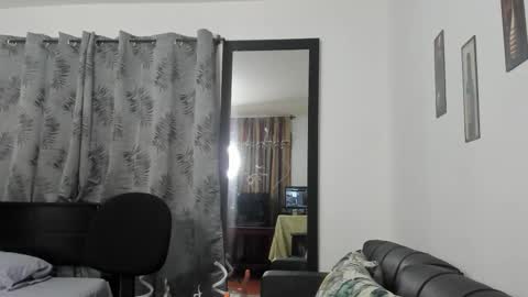 violeta_gracee online show from 11.30.25