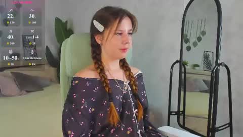 Snapshot of violeta_paul chatting on 07.11.26 Violeta online show from 07.11.26