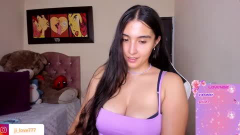 Jimena online show from 04.21.26