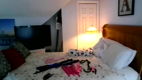 violetann93 online show from 03.12.26