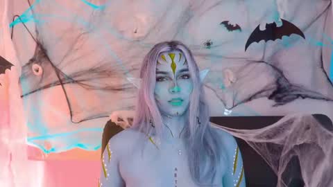 Violeta online show from 10.18.25