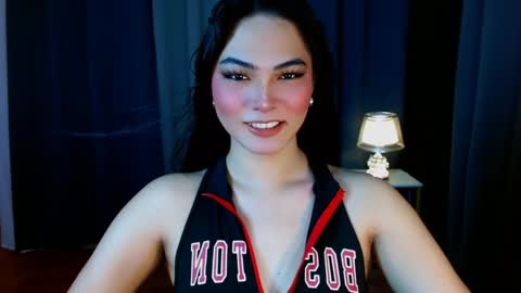 Snapshot of violetasha chatting on 01.23.25 violet online show from 01.23.25