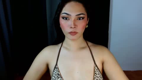 Snapshot of violetasha chatting on 01.31.25 violet online show from 01.31.25