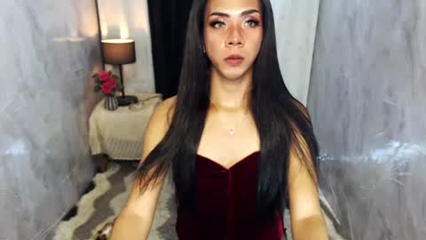 Snapshot of violeterection chatting on 12.11.24 JUVY online show from 12.11.24