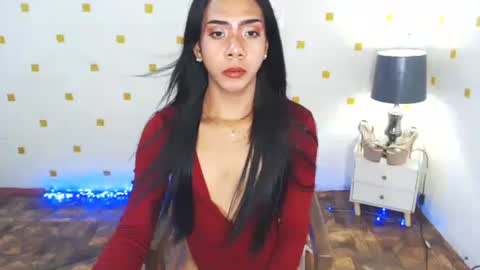 Snapshot of violeterection chatting on 12.19.24 JUVY online show from 12.19.24