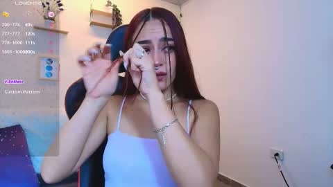 Snapshot of violeth_rosse_ chatting on 02.26.26 violeth_rosse_ online show from 02.26.26