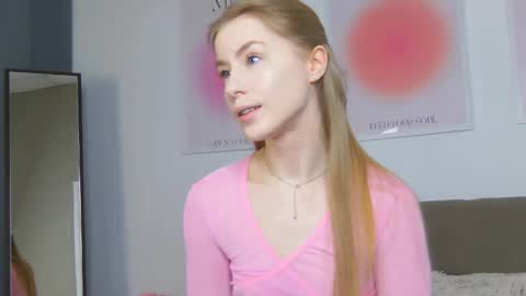 VioletSwone online show from 02.22.26