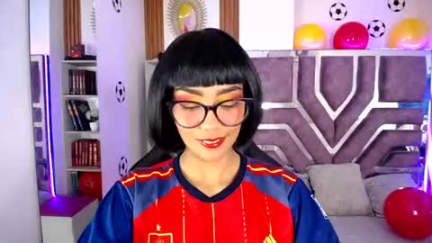 Violet online show from 06.12.26