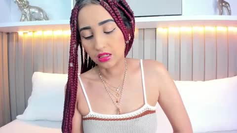 Violett  online show from 10.07.25