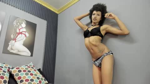 Snapshot of violett_salvatore chatting on 02.18.26 V I O L E T T E online show from 02.18.26