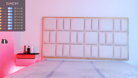 Snapshot of violetta_foxx1 chatting on 02.16.26 violeta online show from 02.16.26