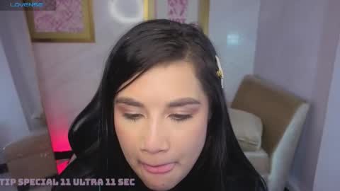 Snapshot of violetta_jhonson_v chatting on 06.05.26 Violetta online show from 06.05.26