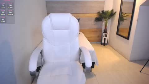 Snapshot of violetta_rainbow chatting on 01.09.25 Violetta online show from 01.09.25