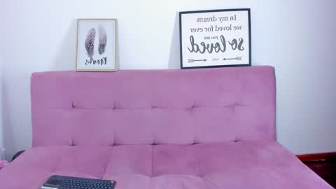 Snapshot of violettabaker1 chatting on 01.30.25 ViolettaBaker online show from 01.30.25