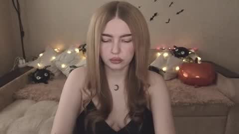 ViolettaOtis online show from 10.27.25