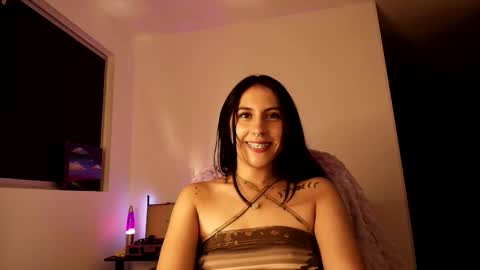 Violetta....Follow me in Twitter... online show from 10.03.25